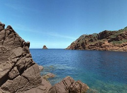 Crique sud de la Corse